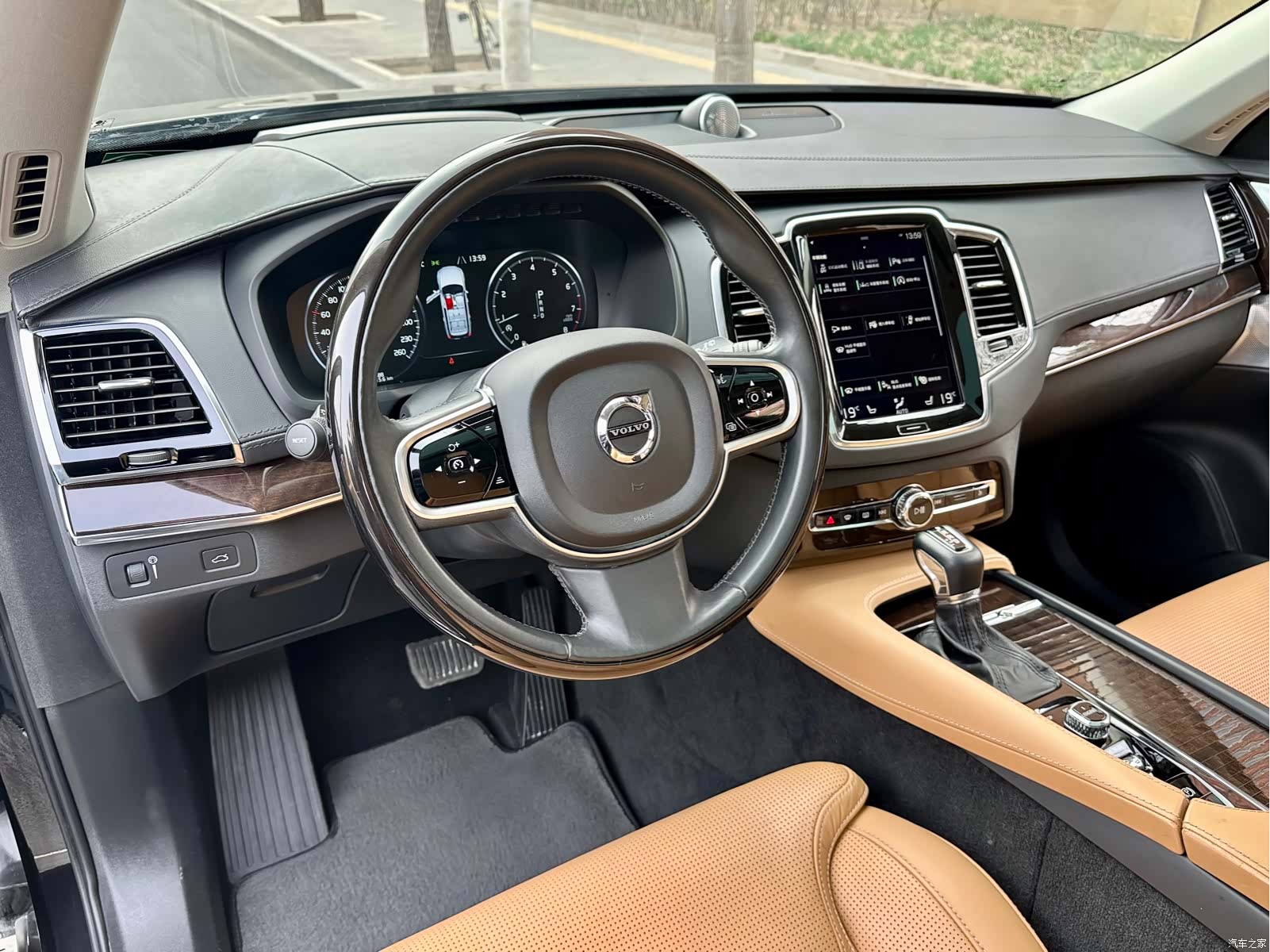 Volvo XC90, 2016 11
