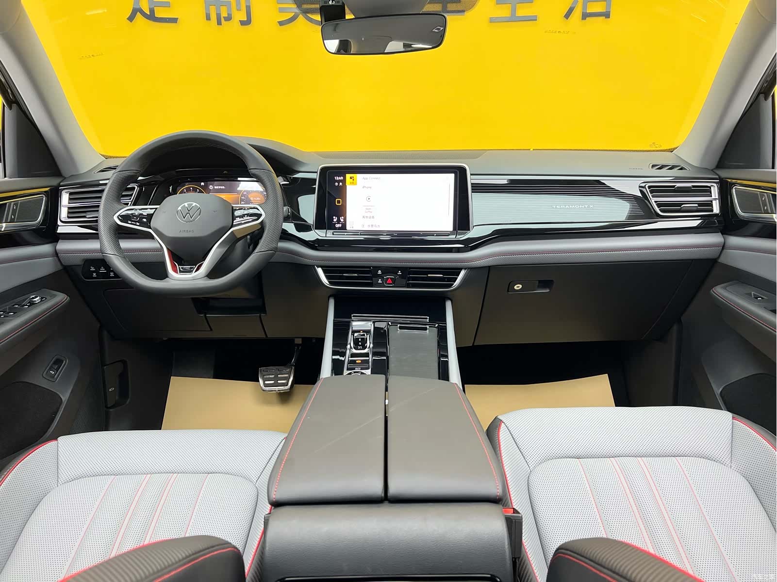 Volkswagen Teramont X, 2024 18