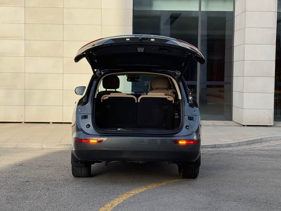 AITO Ask the world M7