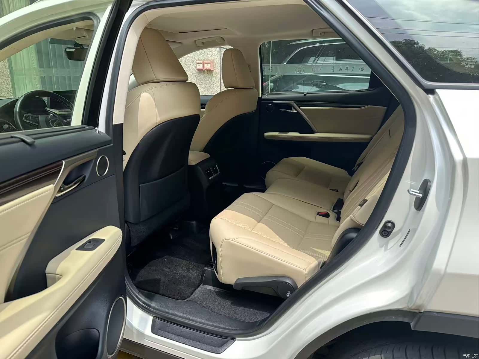 Lexus RX, 2025 29