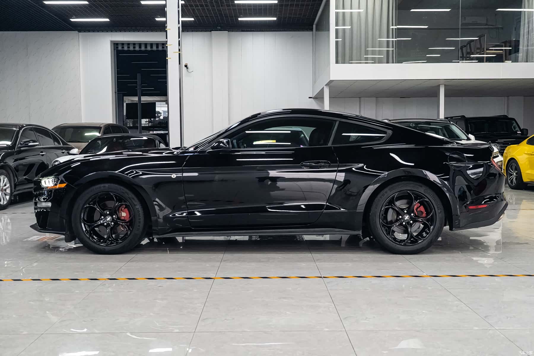 Ford Mustang, 2018 3