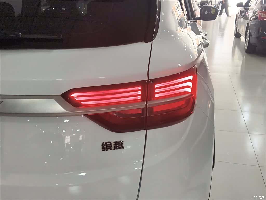 Geely Coolray, 2021 24