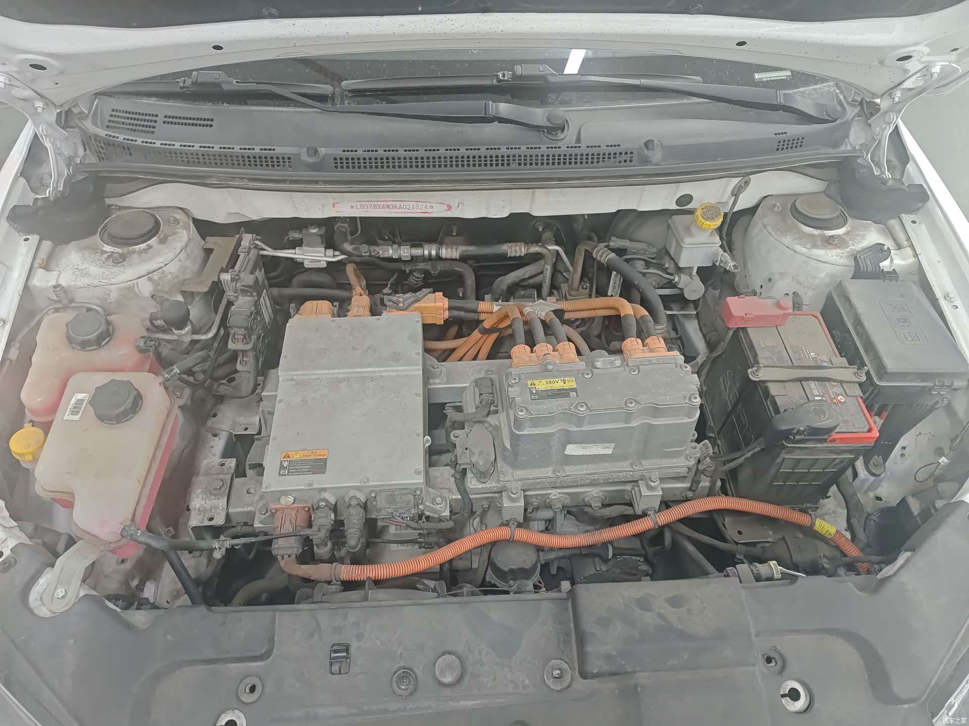Geely Emgrand, 2019 8