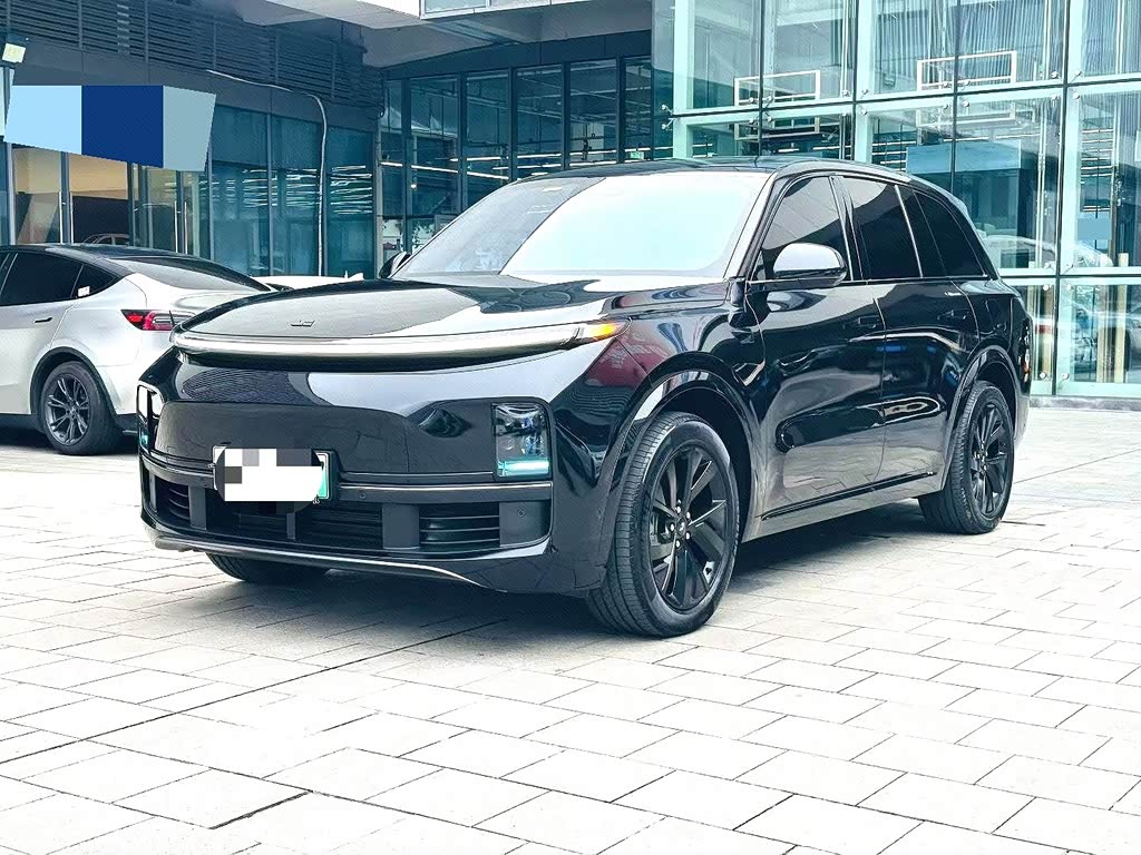 Li Auto L8
