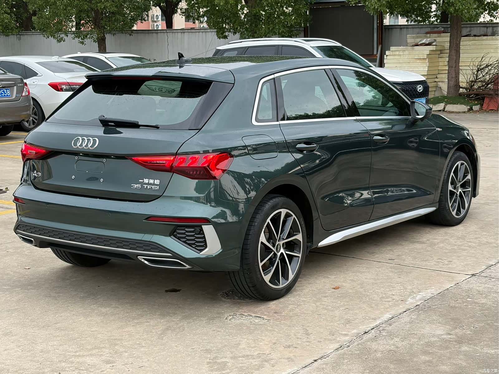 Audi A3, 2023 все фото