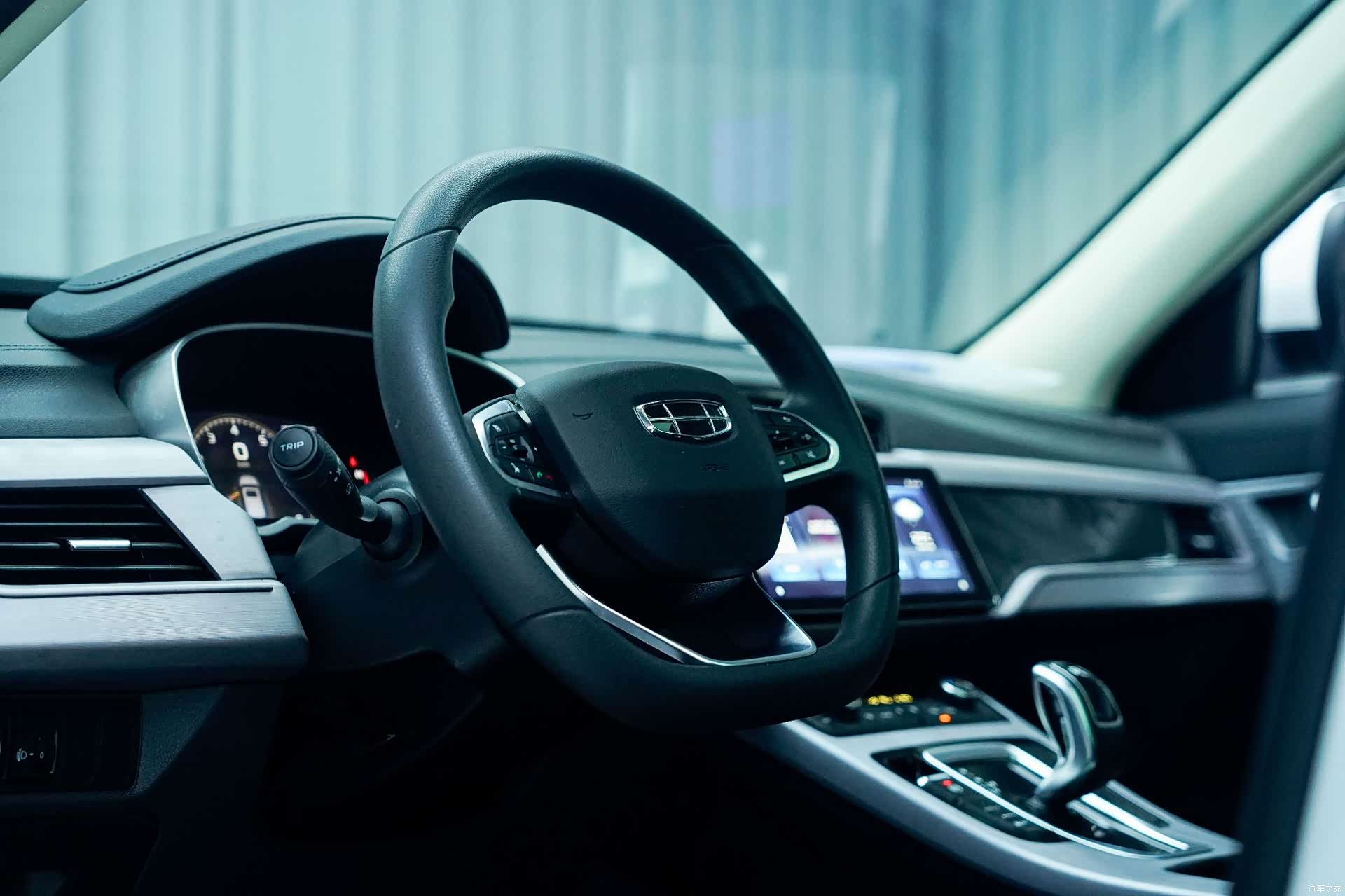Geely Boyue, 2021 все фото