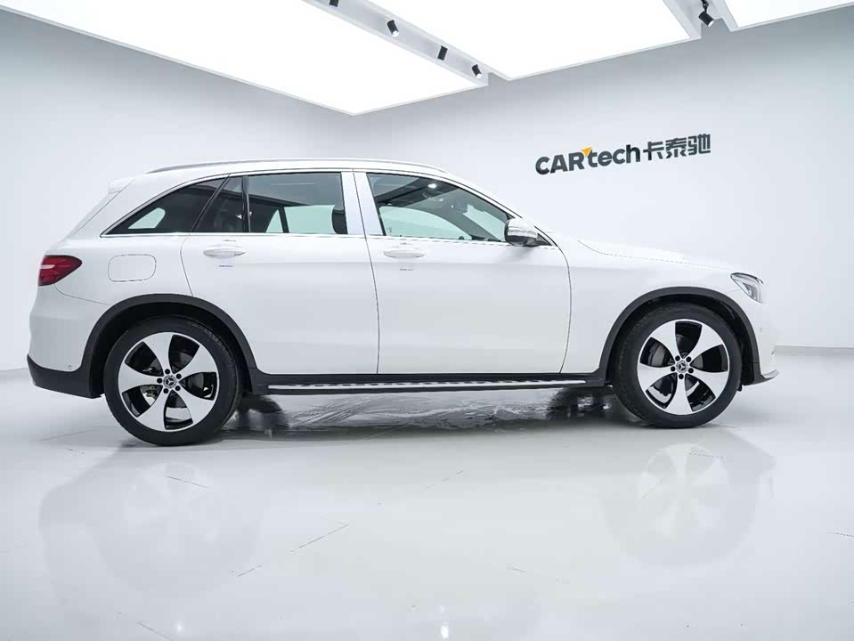 Mercedes-Benz GLC Mercedes-Benz GLC