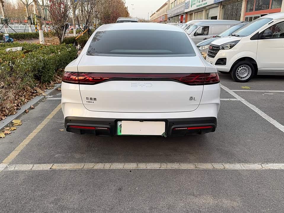 BYD Qin L