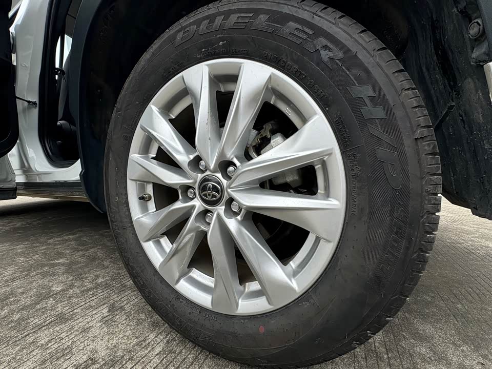 Toyota Corolla Sharp amplifier