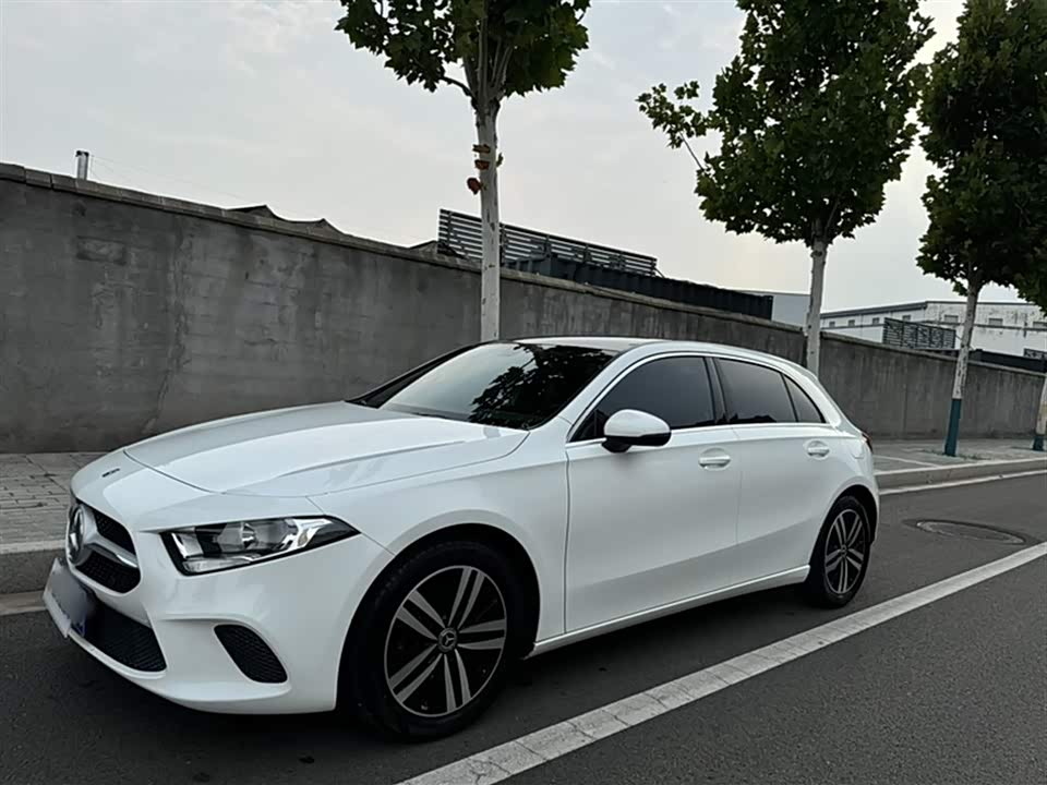 Mercedes-Benz Class A Mercedes-Benz Class A