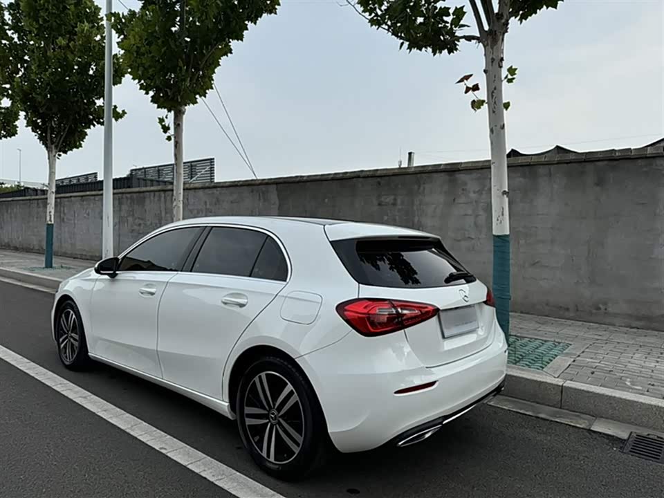 Mercedes-Benz Class A Mercedes-Benz Class A