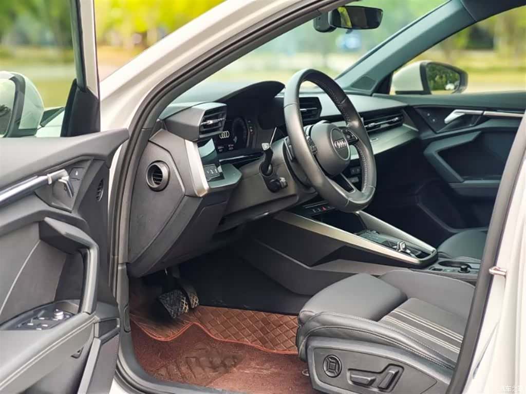 Audi A3, 2022 все фото