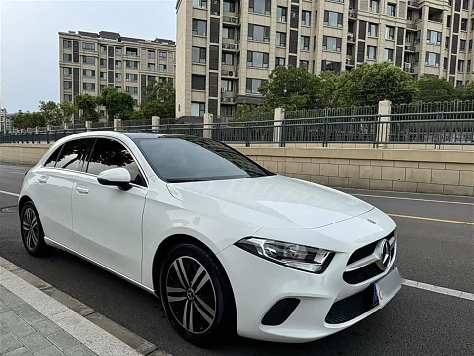 Mercedes-Benz Class A Mercedes-Benz Class A