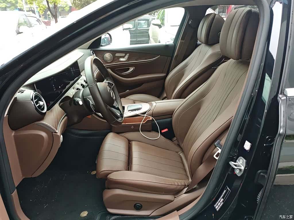 Mercedes-Benz E-Class, 2022 8