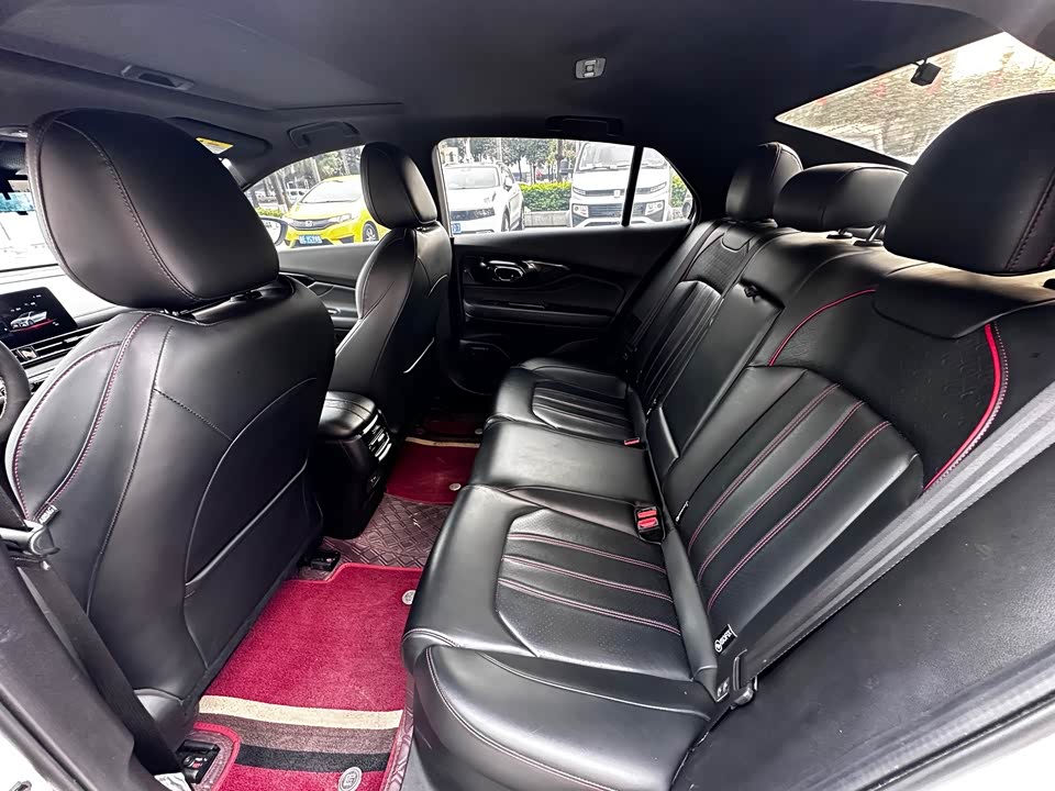 Trumpchi Shadow Leopard