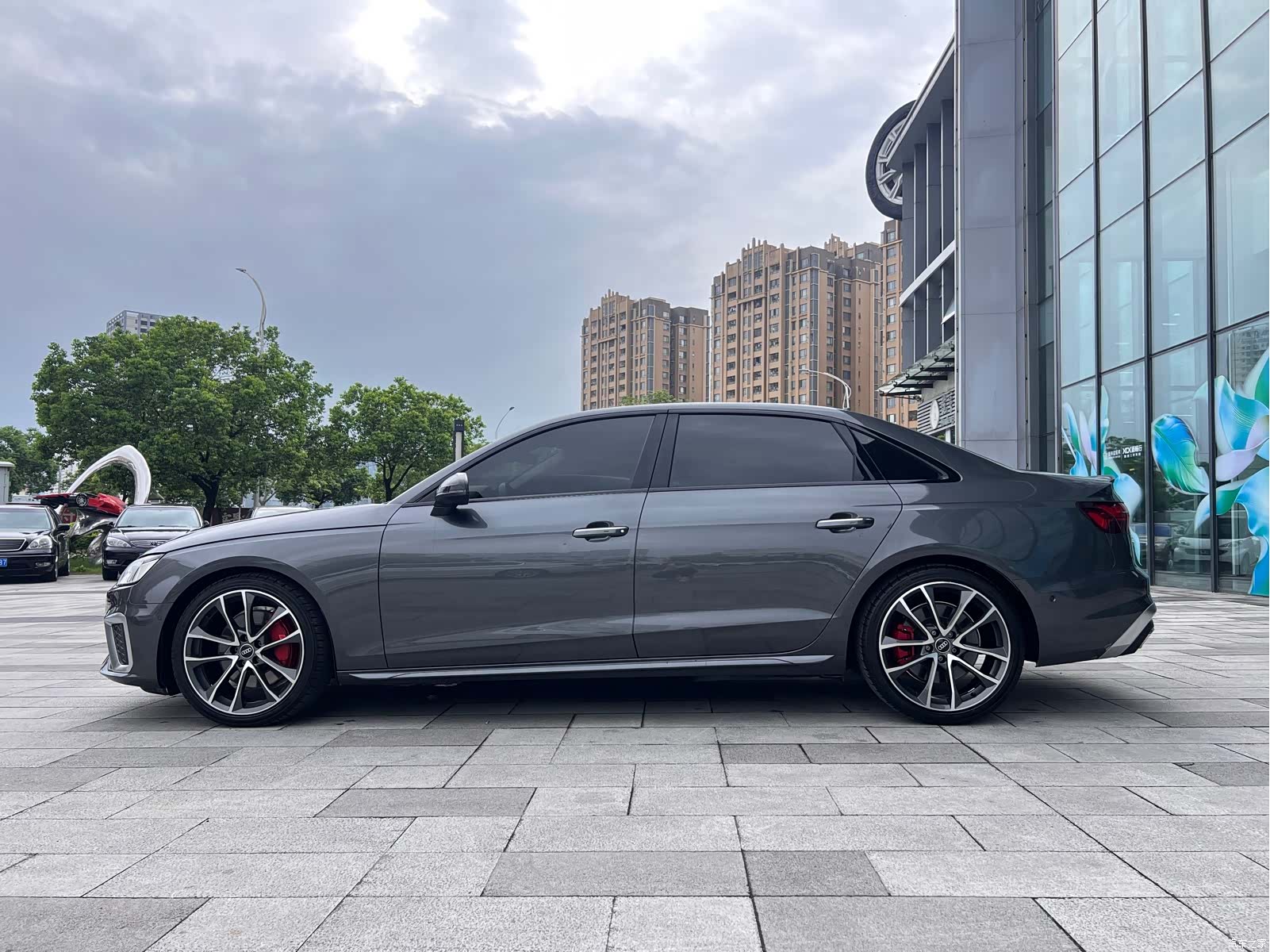 Audi A4L, 2020 7