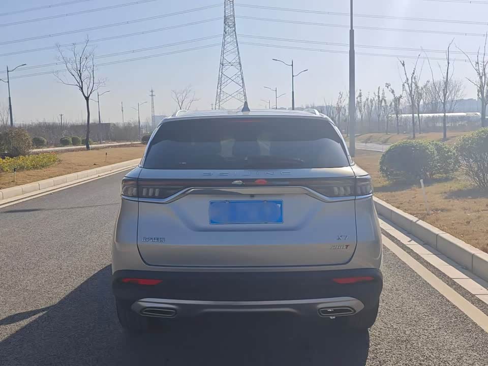 BAIC Beijing X7