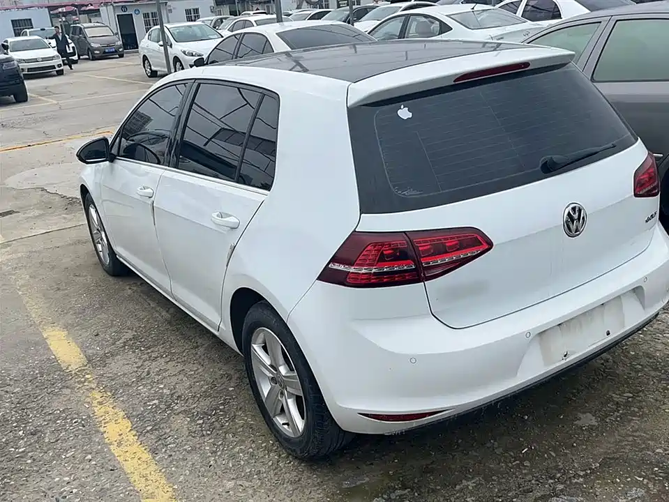 Volkswagen golf