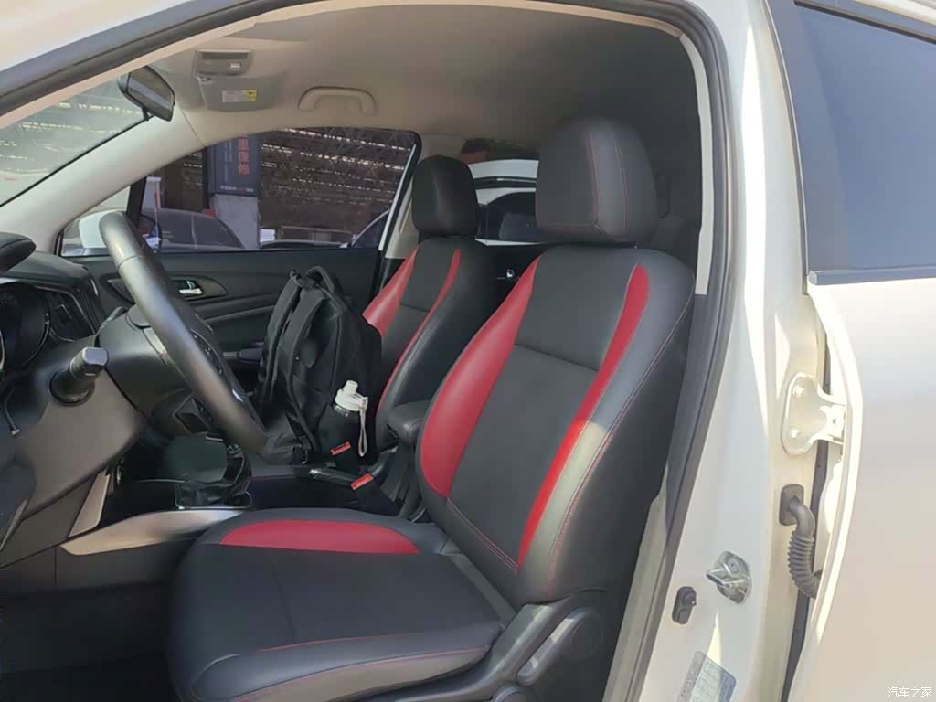Changan CS15, 2016 11