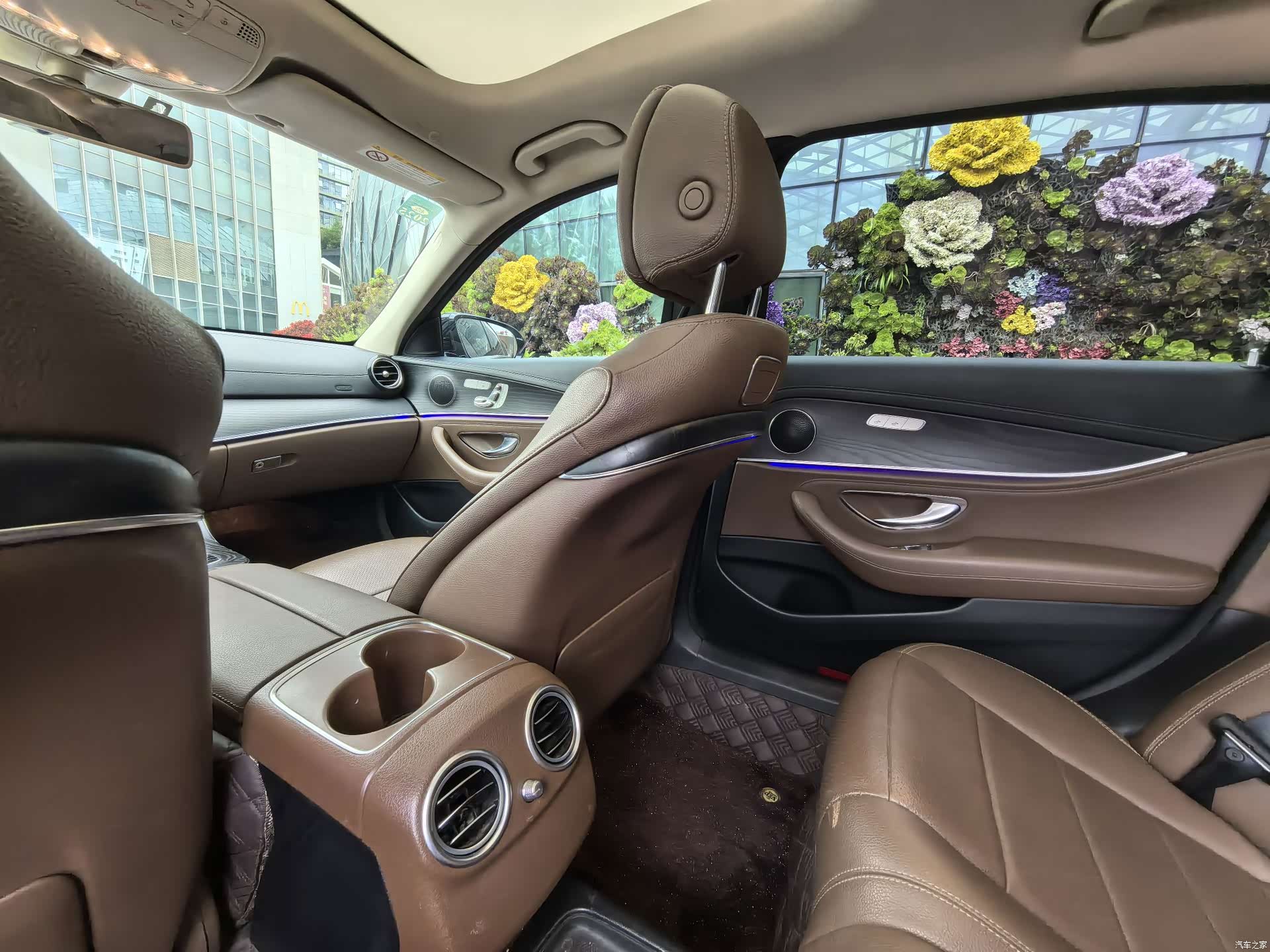 Mercedes-Benz E-Class, 2019 12