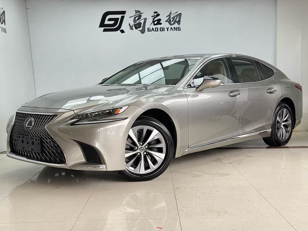 Lexus LS