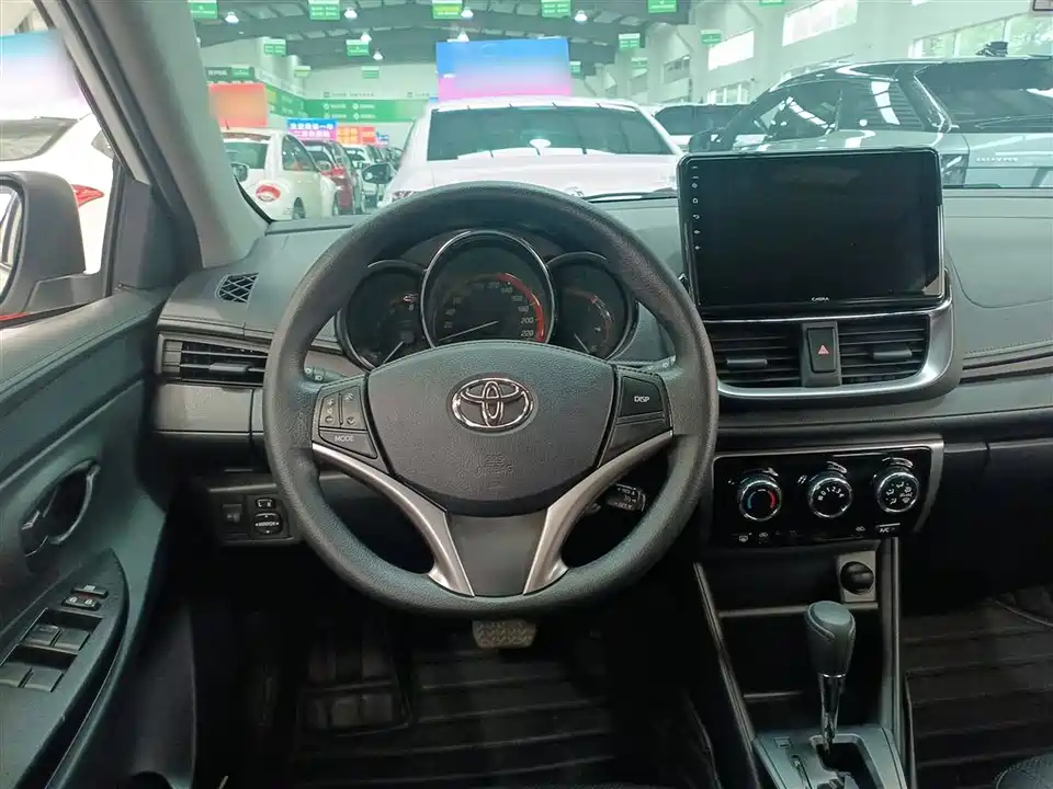 Toyota YARiS L Zhixuan