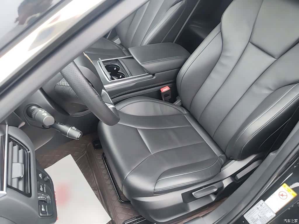 Hongqi H5, 2022 15