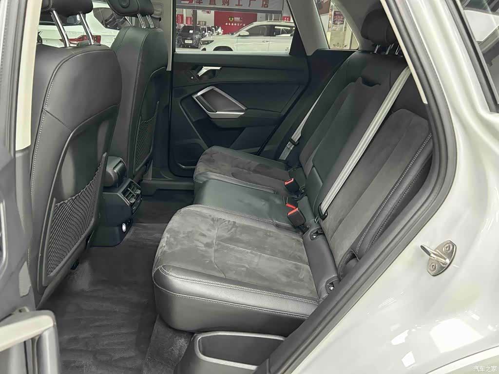 Audi Q3, 2022 14