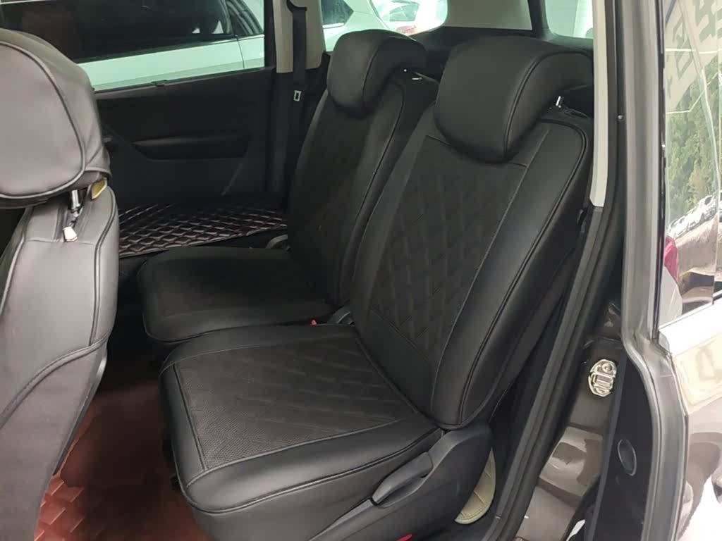 Volkswagen Xia, 2016 17