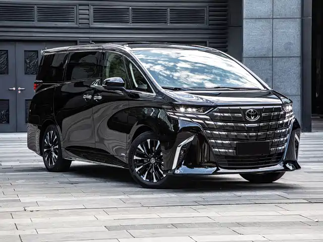 Toyota Alphard 2026 — купить из Китая под заказ