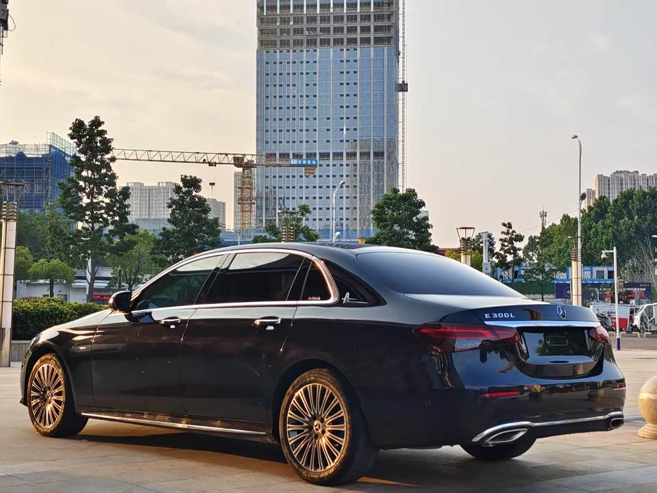 Mercedes-Benz E-class Mercedes-Benz E-class