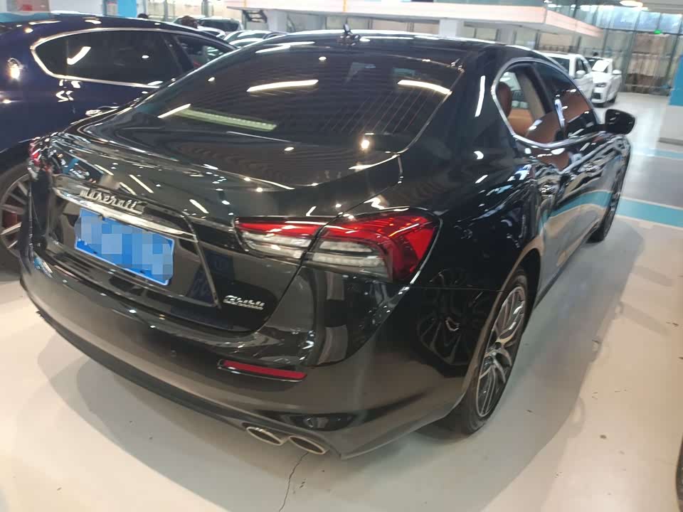 Maserati Ghibli Maserati Ghibli