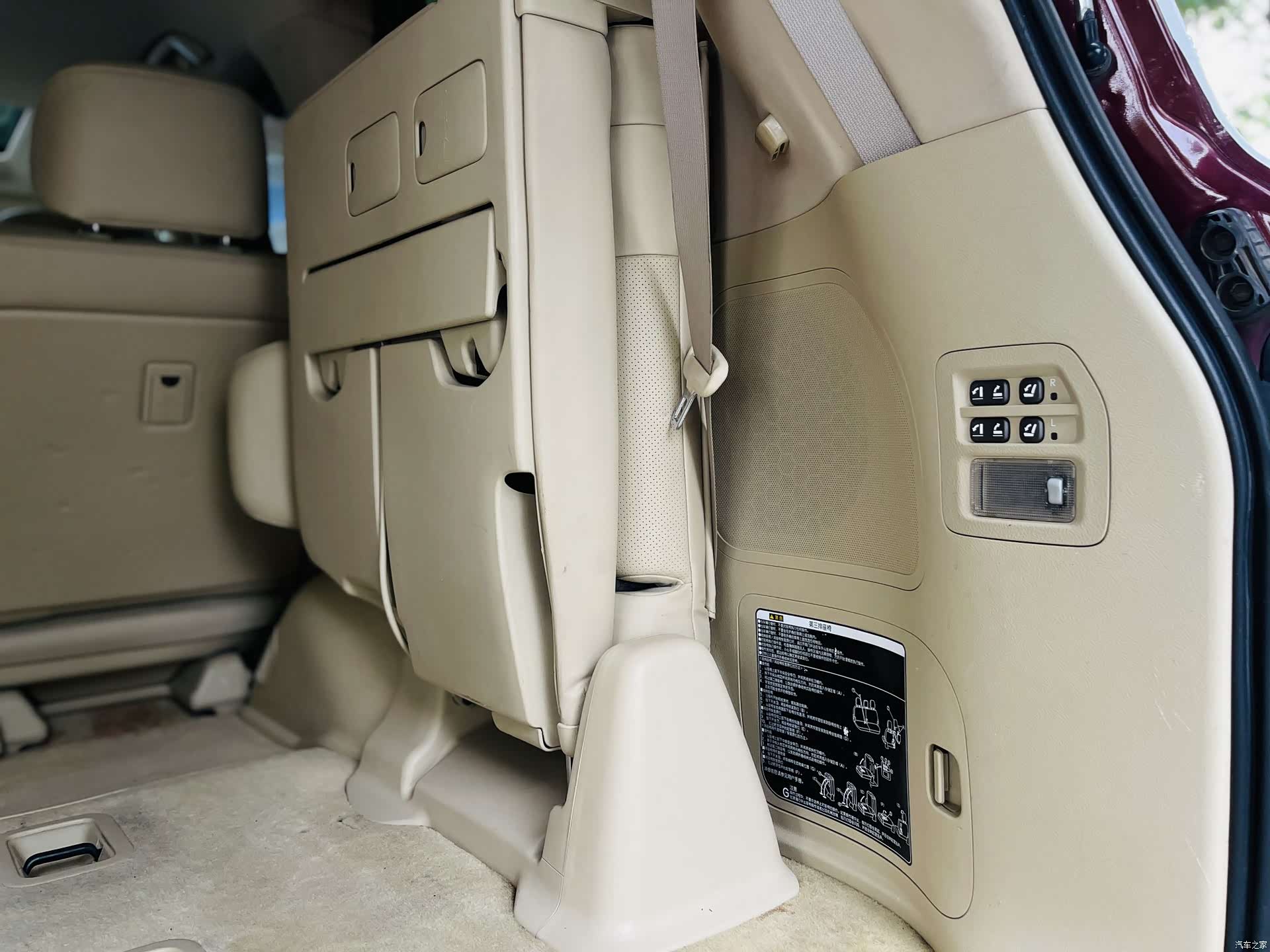 Lexus LX, 2010 18