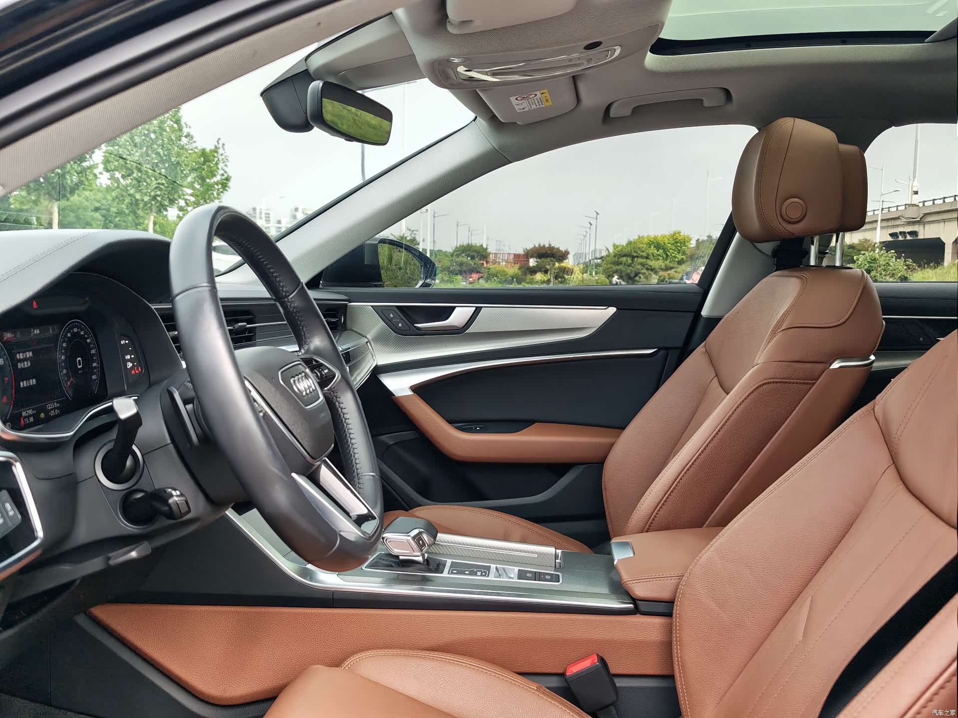 Audi A6L, 2019 9