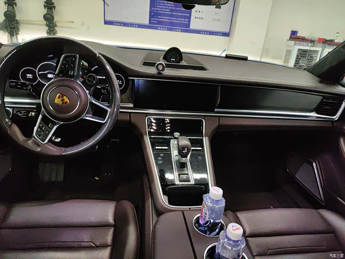Porsche Panamera, 2019 8