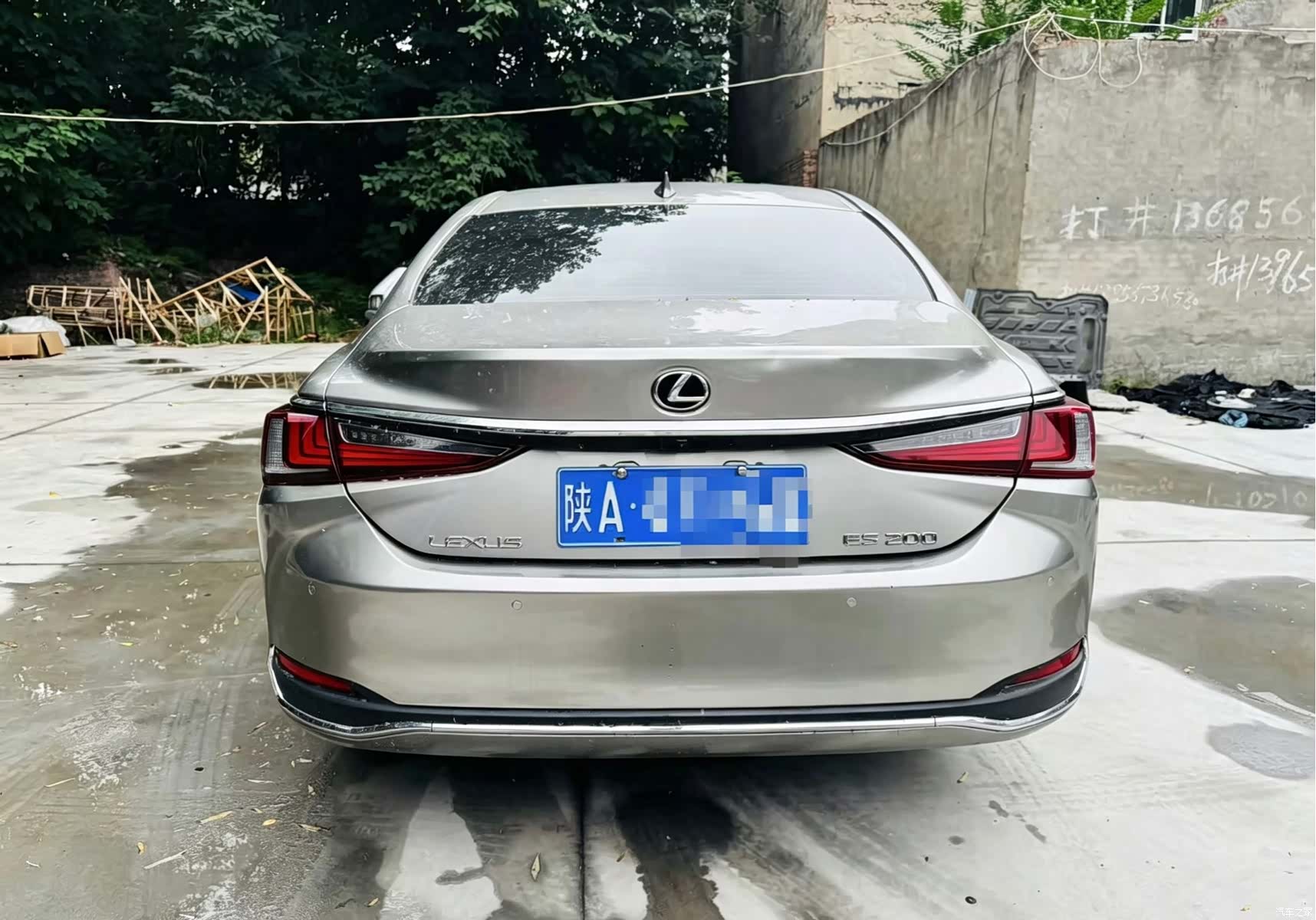 Lexus ES, 2022 4