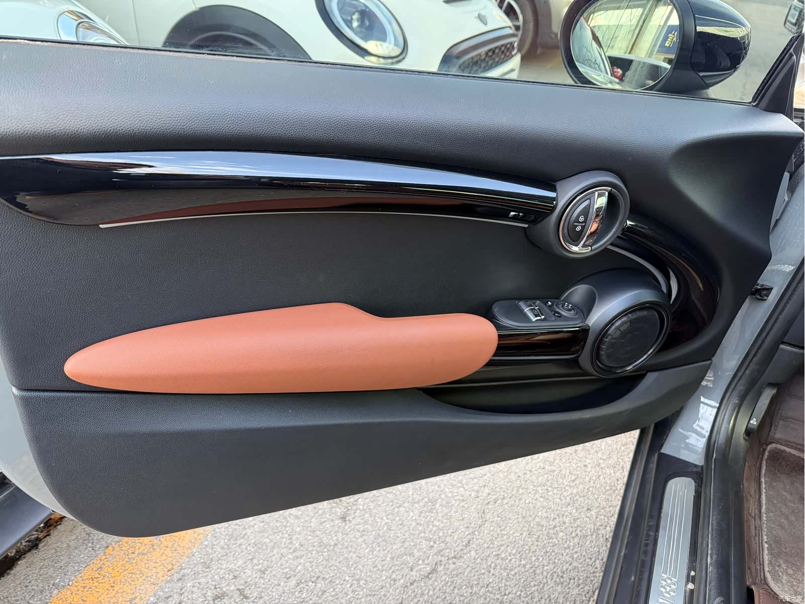 Mini Cooper, 2023 10