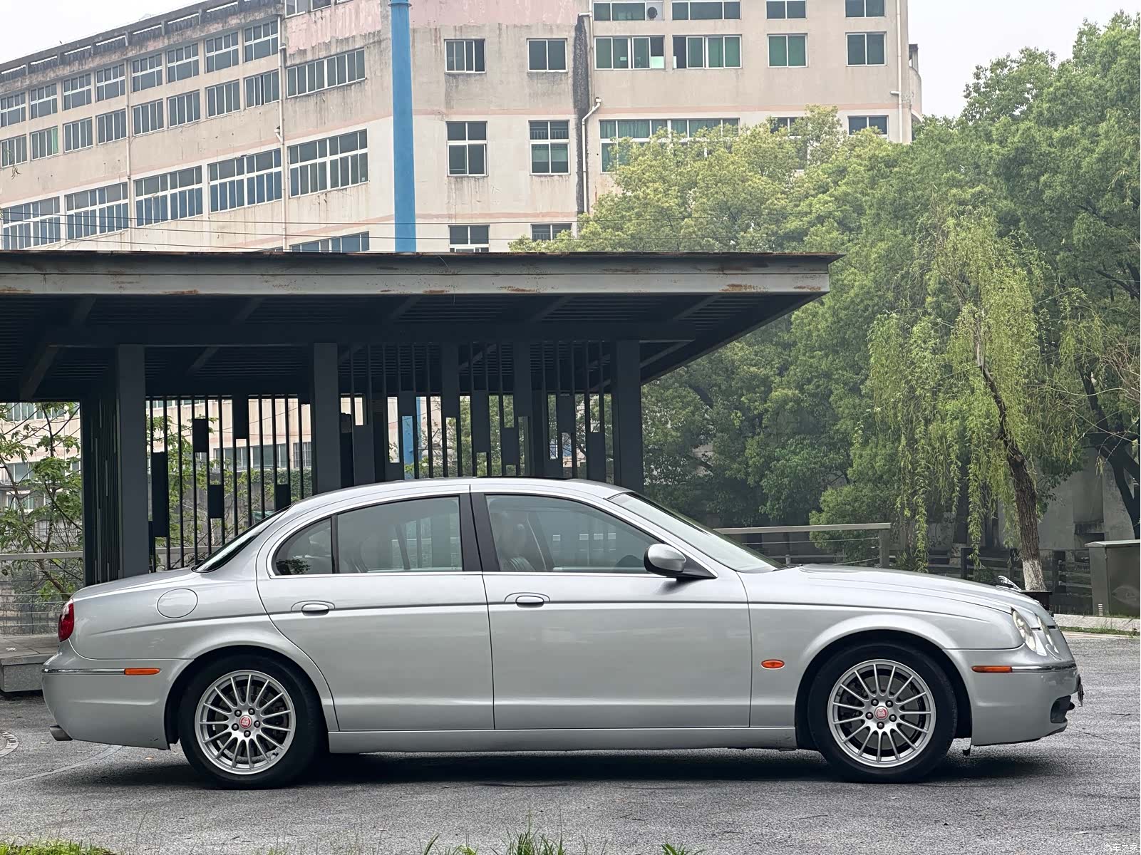 Jaguar S-TYPE, 2008 8