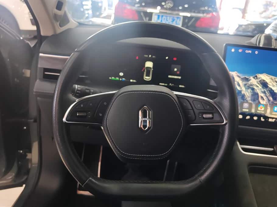 AITO Ask the world M5