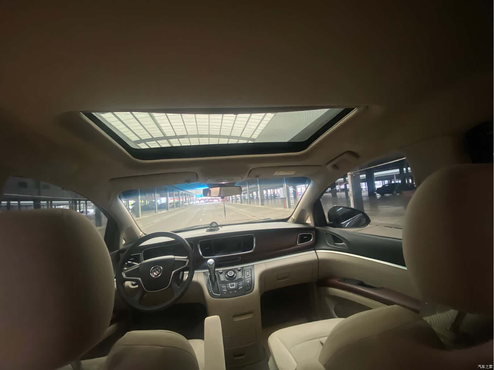 Buick GL8, 2015 14