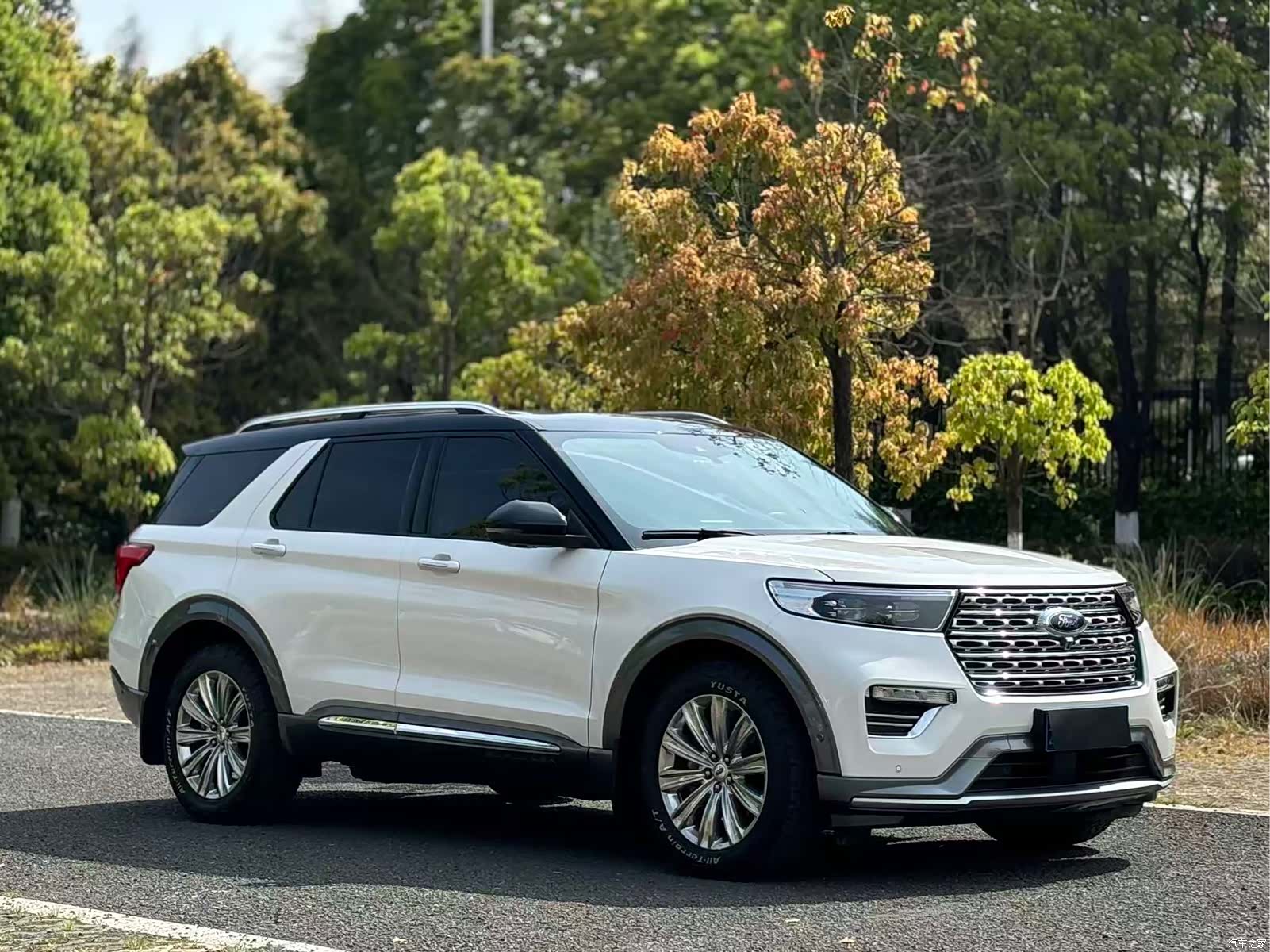 Ford Explorer, 2022 3