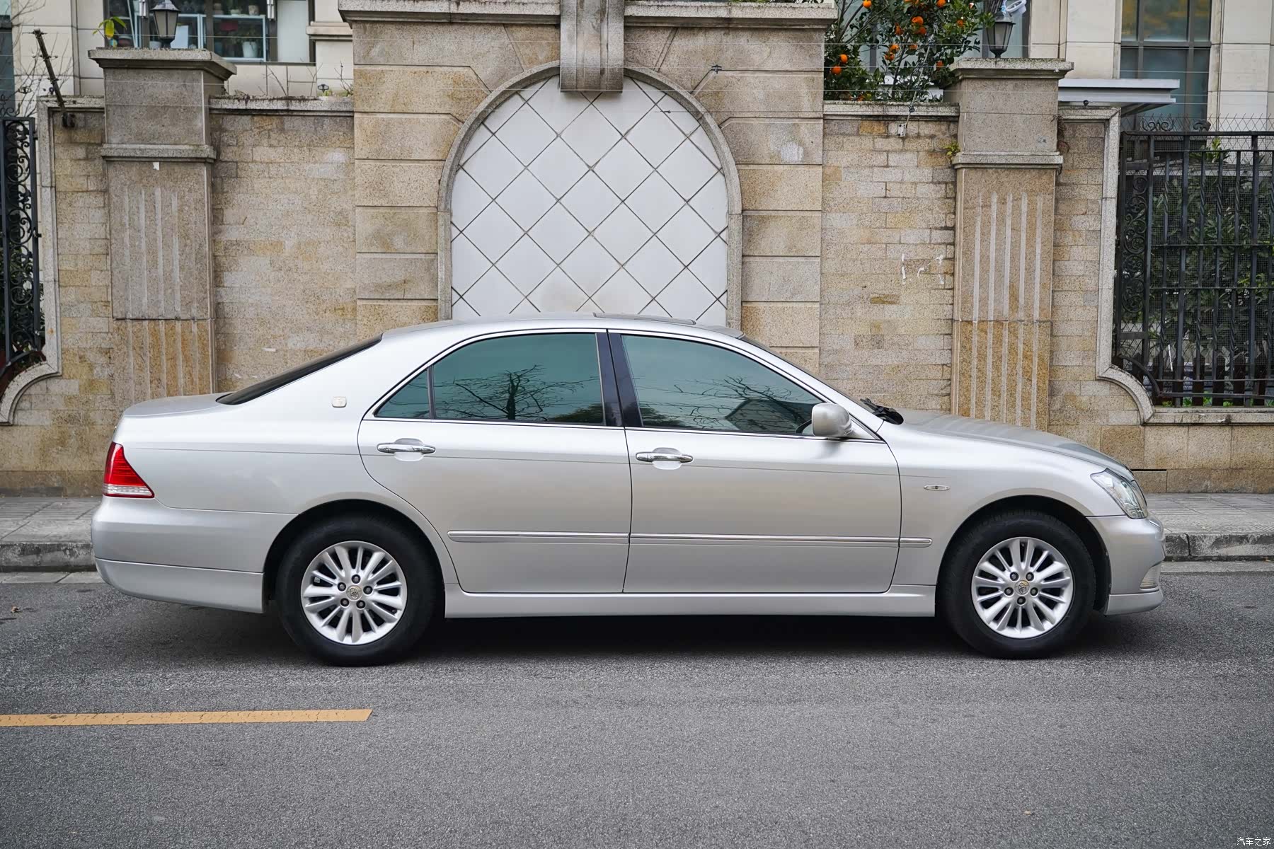 Toyota Crown, 2007 4