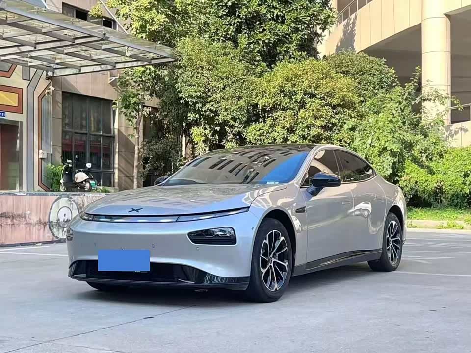 XPENG P7