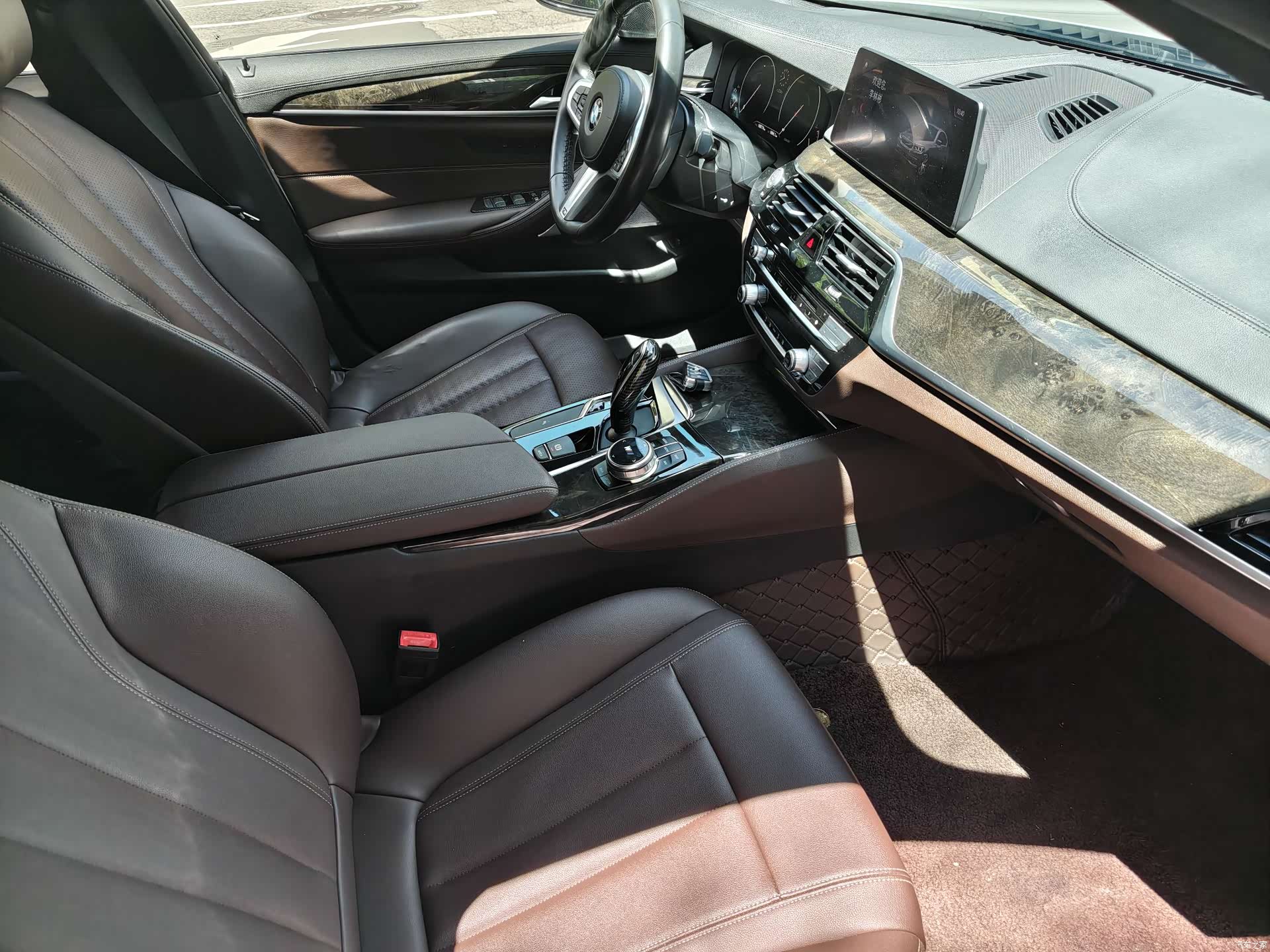 BMW 5 Series, 2019 21