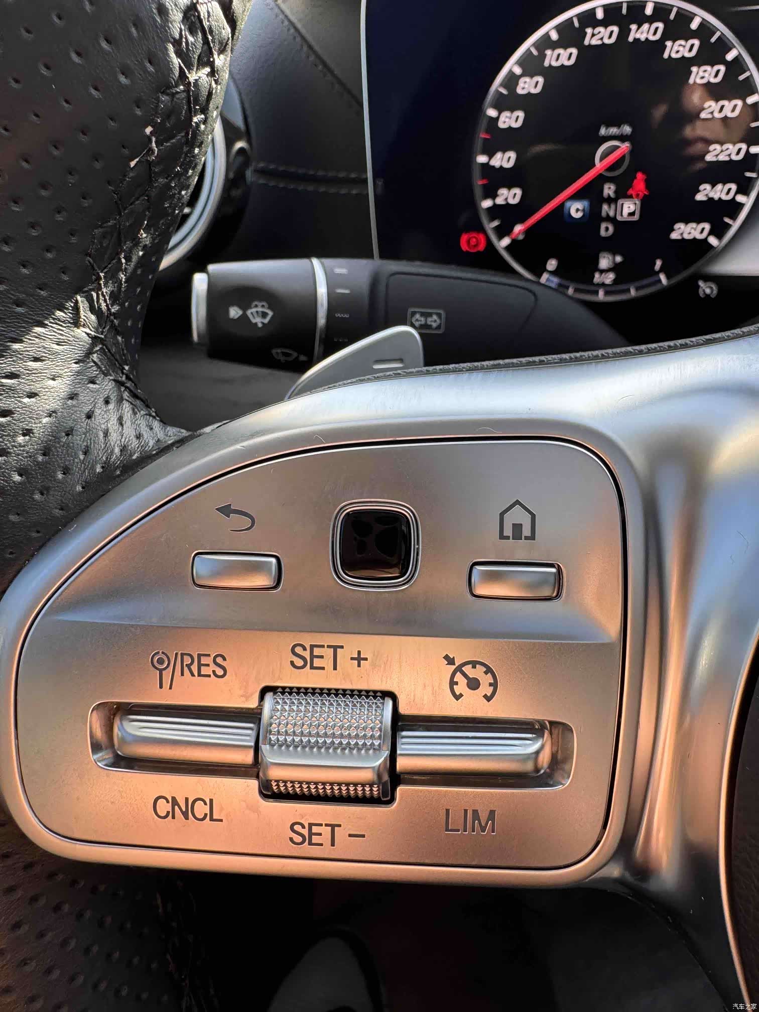 Mercedes-Benz E-Class, 2019 24