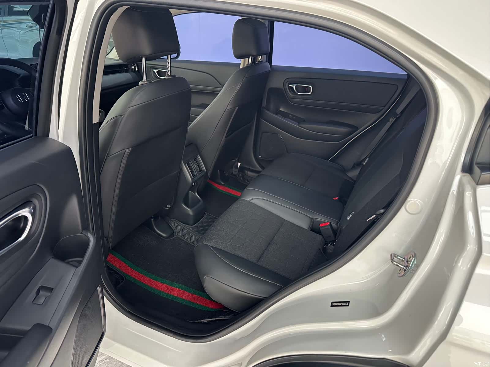 Honda Vezel, 2026 9