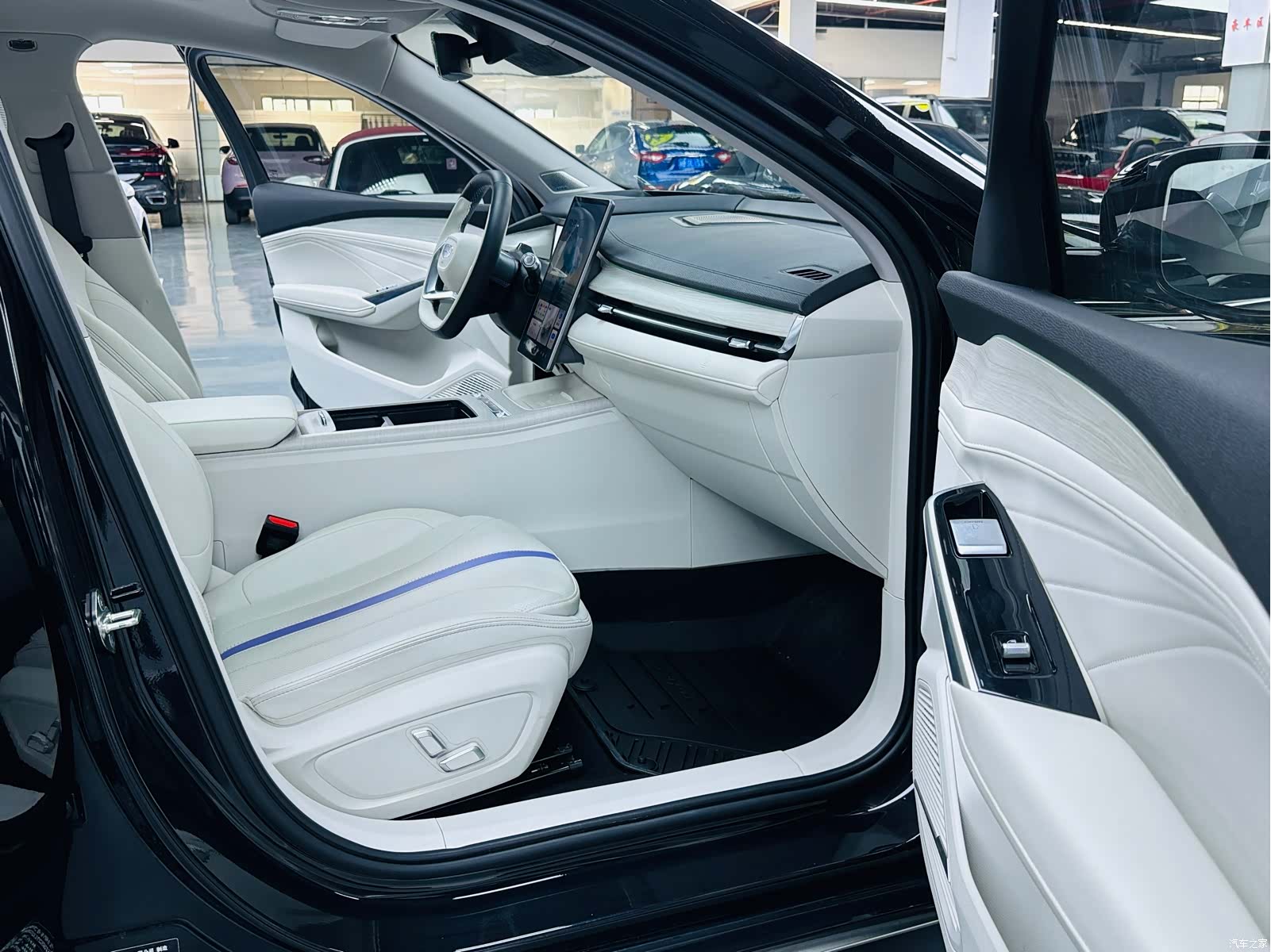 Geely Preface, 2024 8