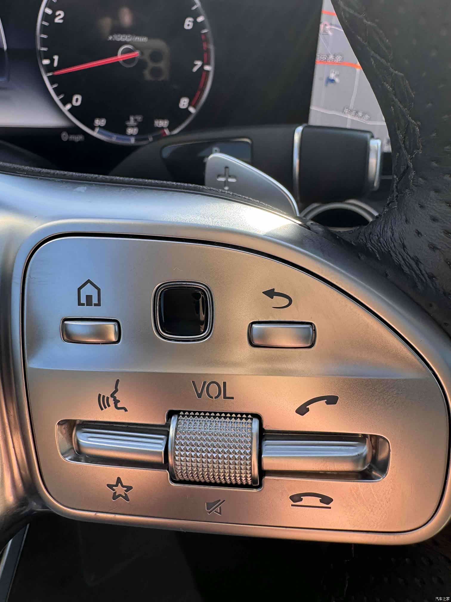 Mercedes-Benz E-Class, 2019 21