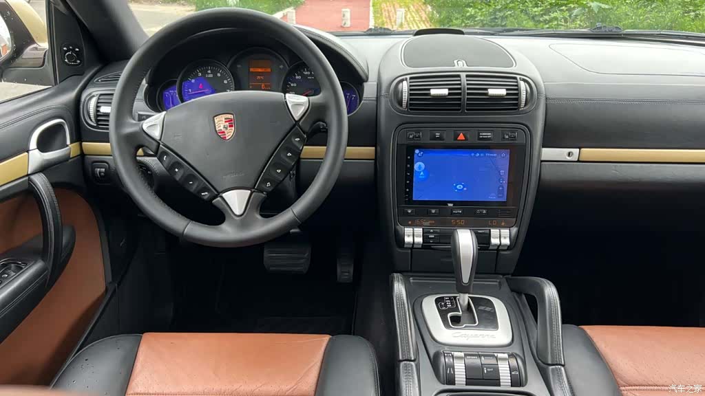 Porsche Cayenne, 2010 8