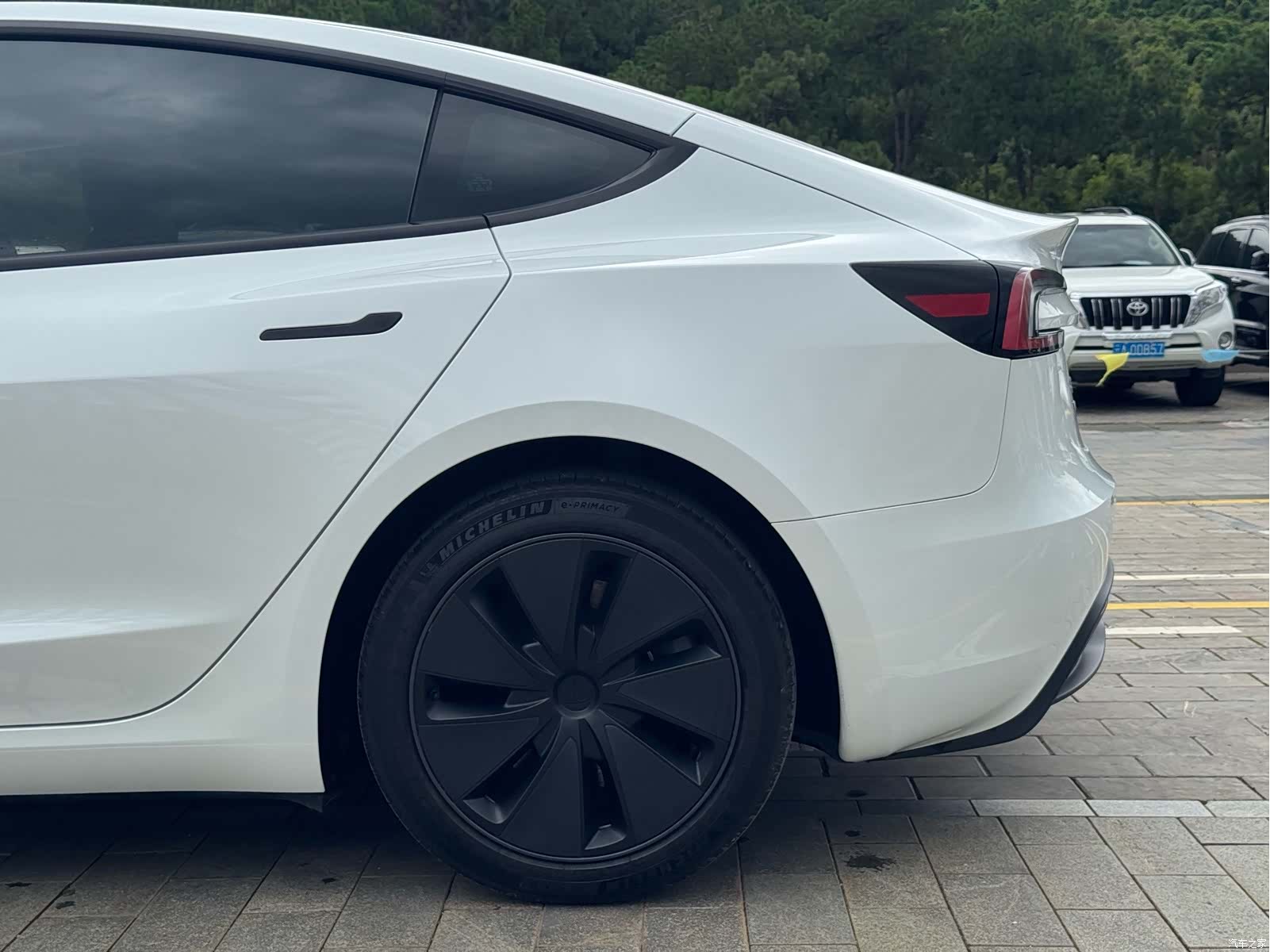 Tesla Model 3, 2025 19